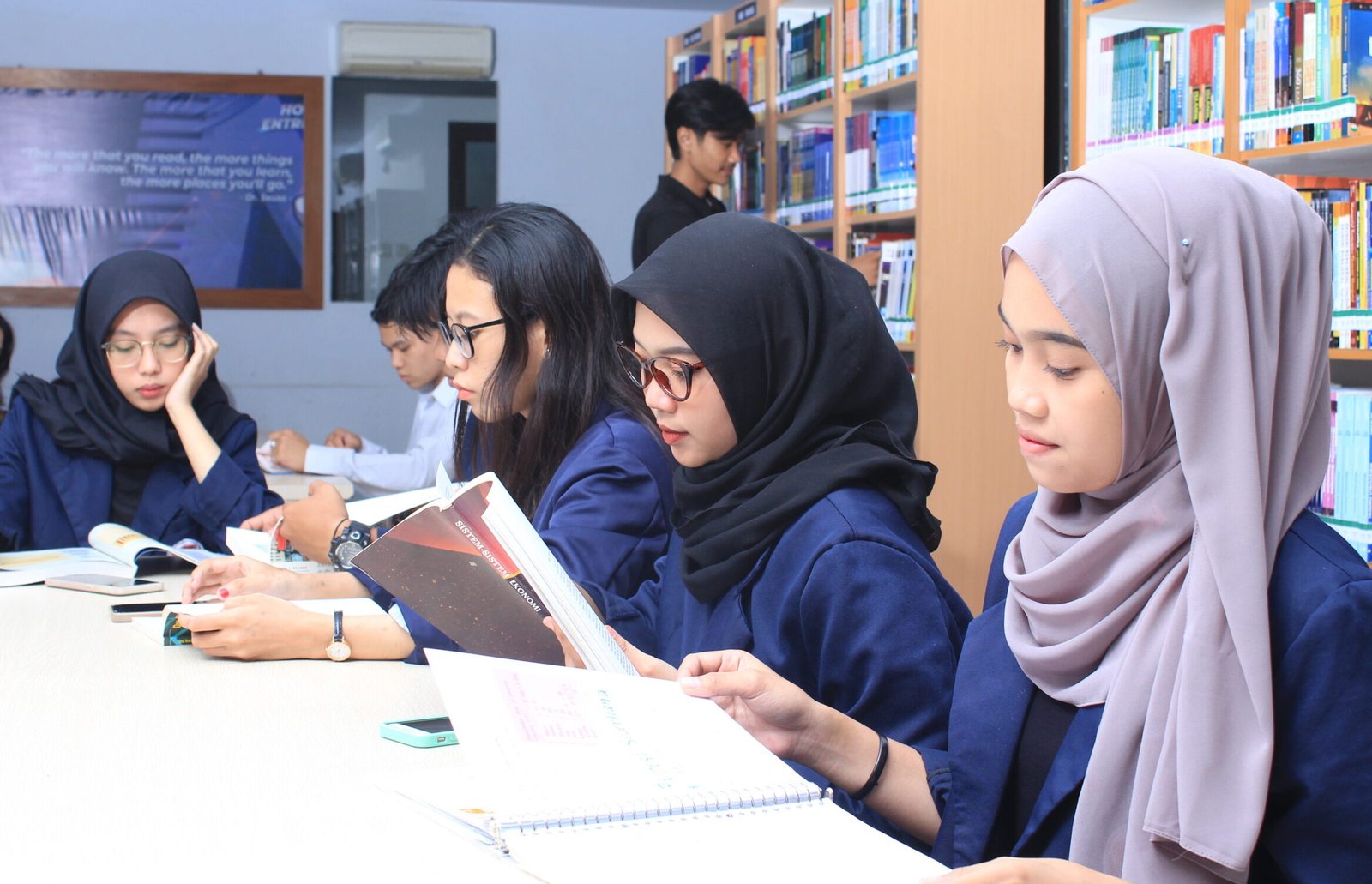 Mahasiswa